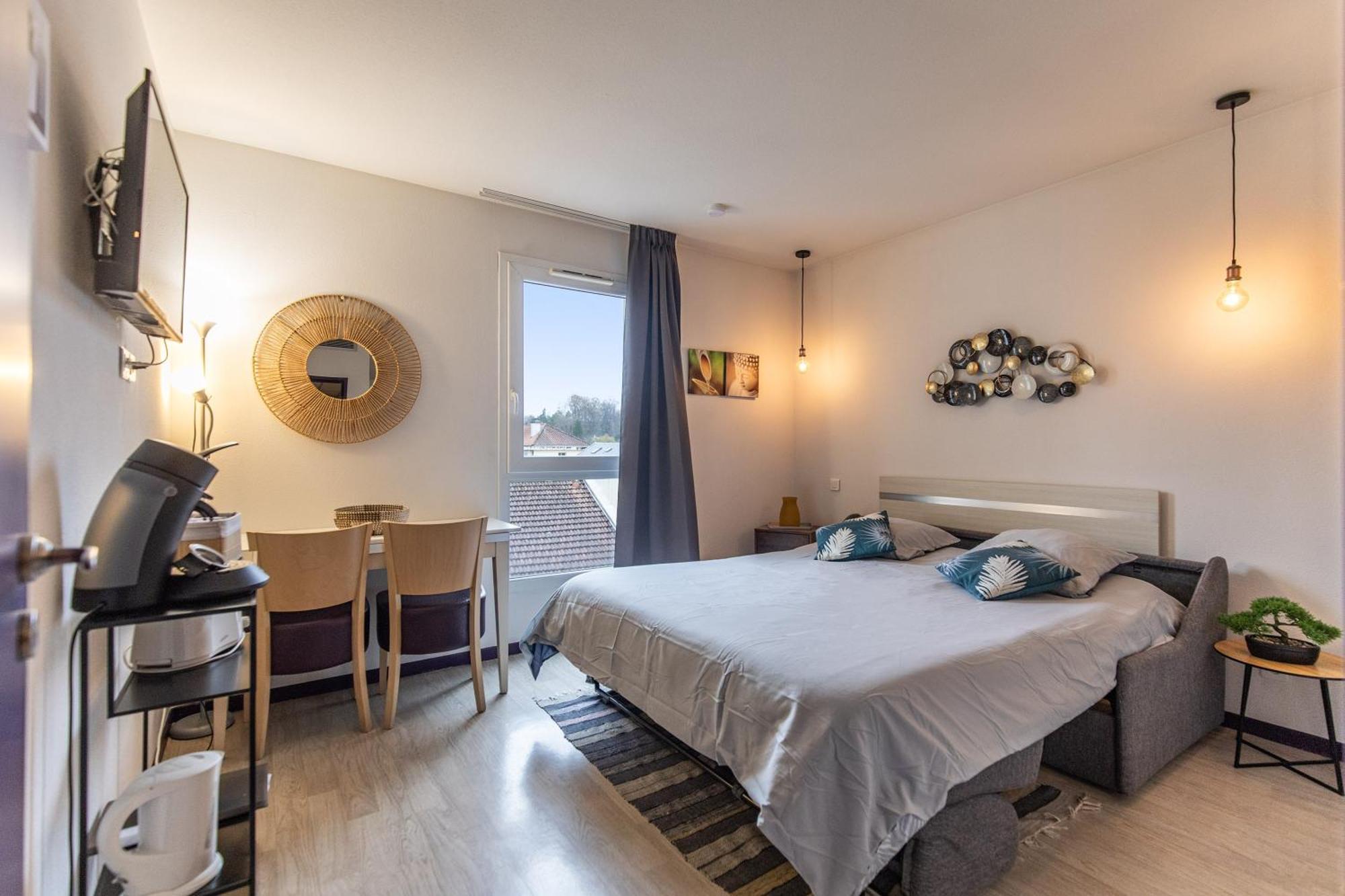 Tithome 2 - Gare, Centre Ville, Vue Montagne Et Chateau Apartamento Lourdes